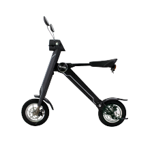 公道走行可能な電動キックボード BLAZE EV SCOOTER（ブレイズEV