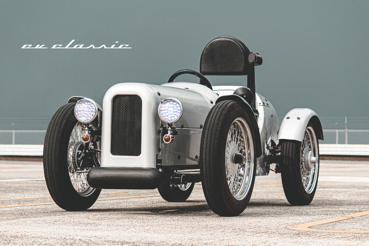 レトロフューチャーな新商品「EV CLASSIC(クラシック)」誕生！ - BLAZE 