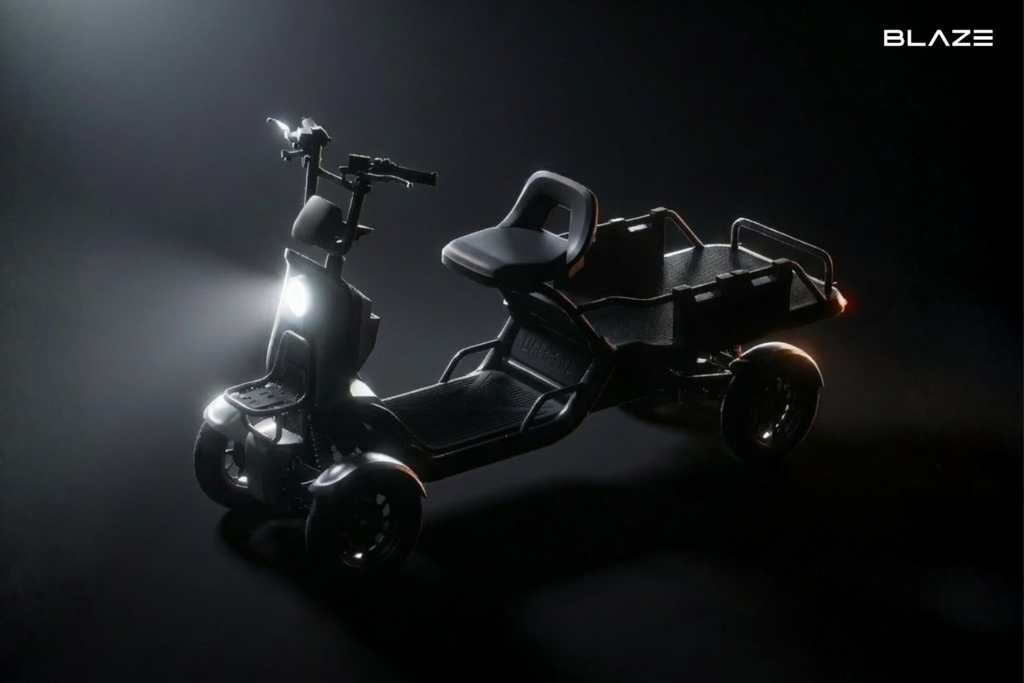 新商品】今春、株式会社ブレイズは、車両区分「特定小型原動機付自転車 