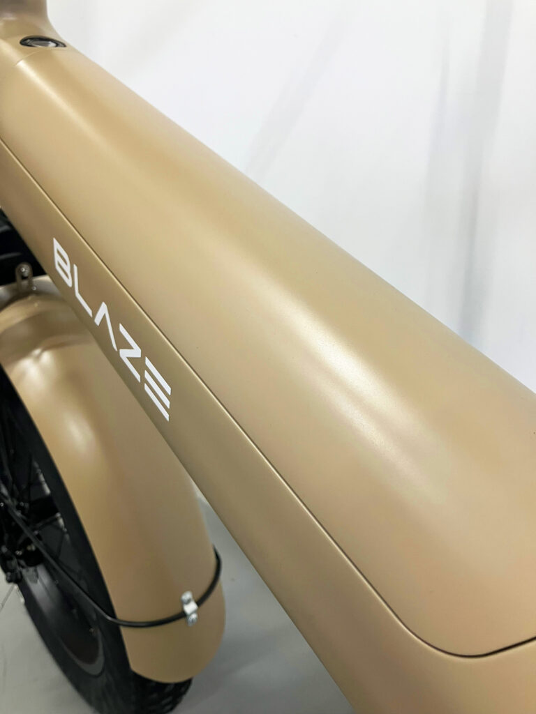 スタイル e-バイク クレイエディション